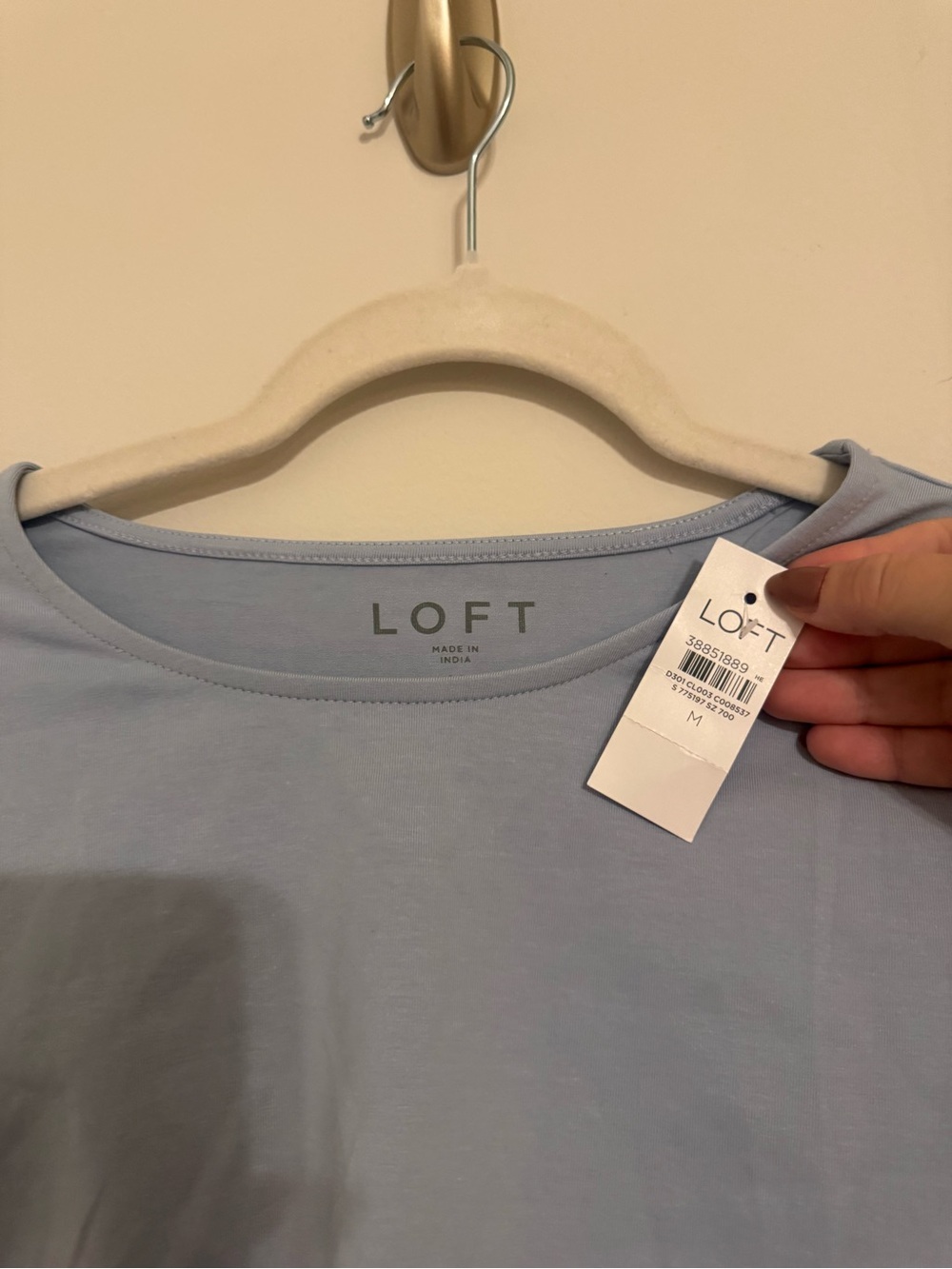 NWT Loft Ruched Top - Picture 4 of 4